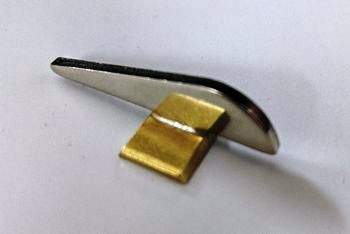 16521 - Medium Silver Blade Thick Blade on .062 Brass Base - Sights