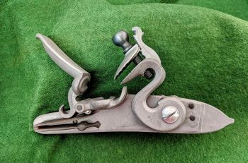 25070 - Left Hand L&R Durs Egg Flintlock–L&R Model 1150 - Locks