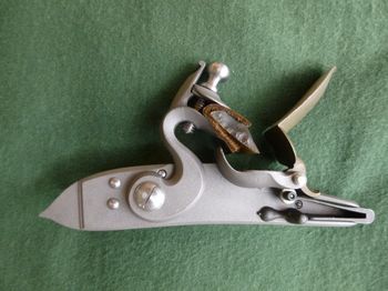 LK-LK-L16 - Chambers late Ketland flintlock - Locks